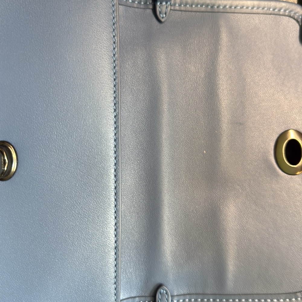 Coach Kip Turnlock crossbody - Picture 4 of 8